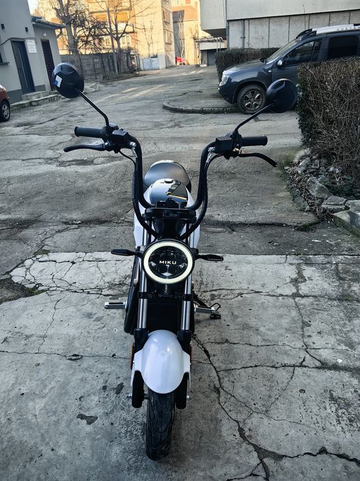 Scuter electric Sunra Miku Max