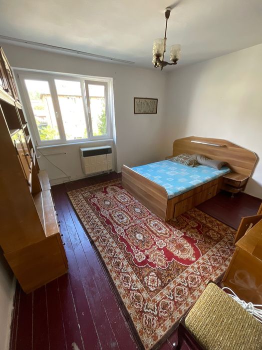 Garsoniera de vanzare