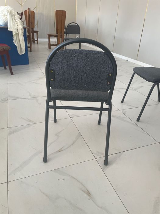 Шикарные стулья для помещения