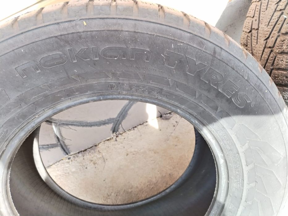 Продам шины Nokian Tyre R18