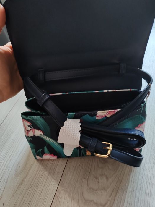 Vând poșetă Accessorize nouă cu eticheta