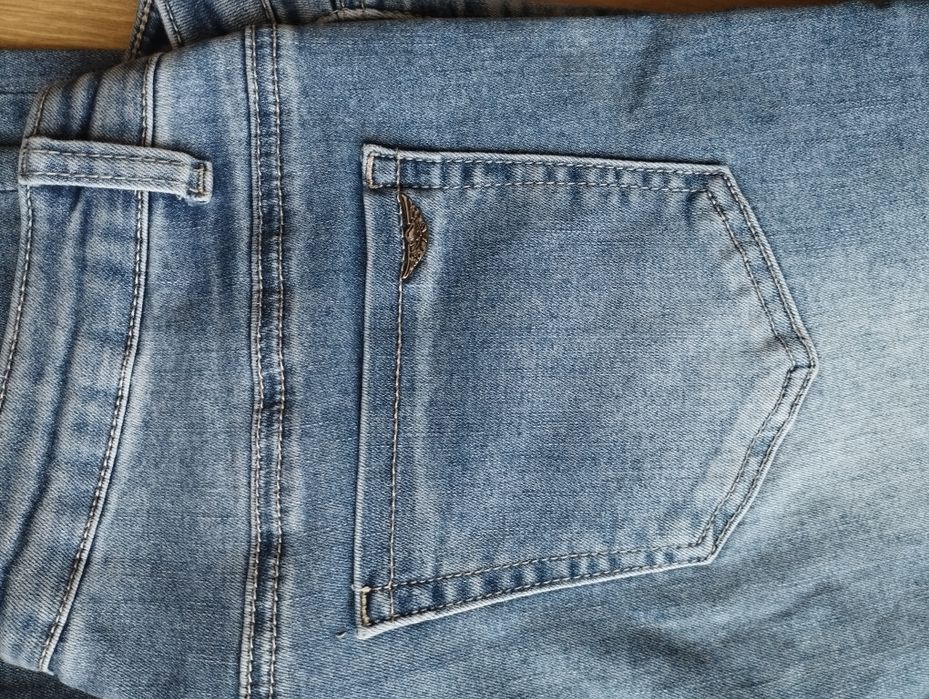 Blugi Arizona, mărimea L, în stare bună