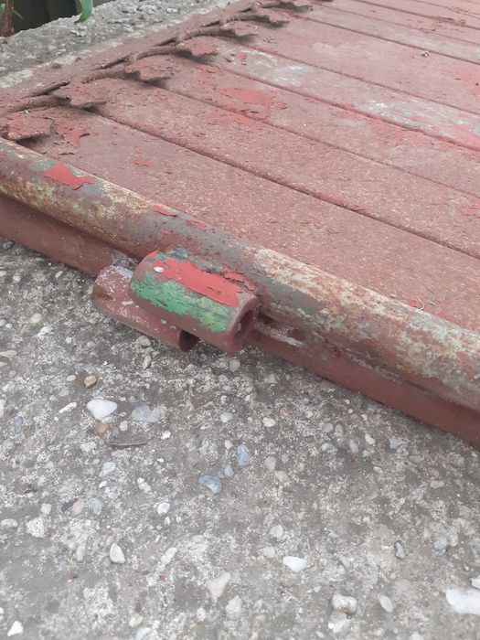 Vand porti de fier solide