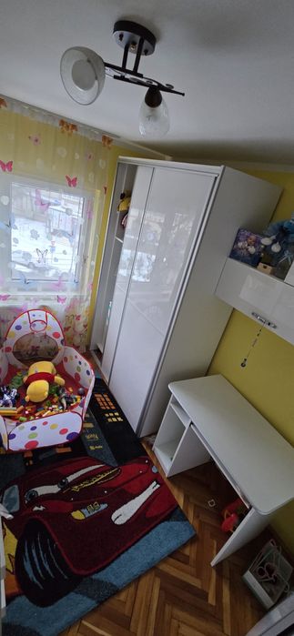 Inchiriez apartament!!!