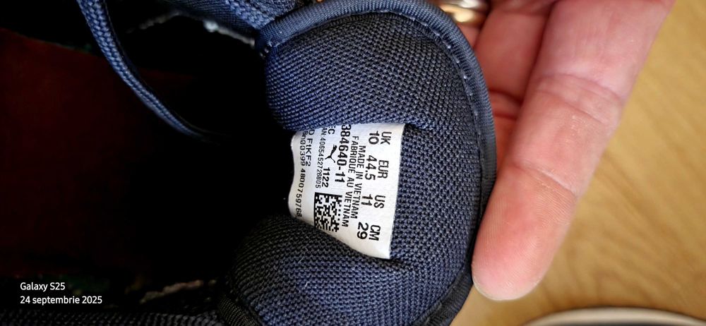 Pantofi sport bărbați.