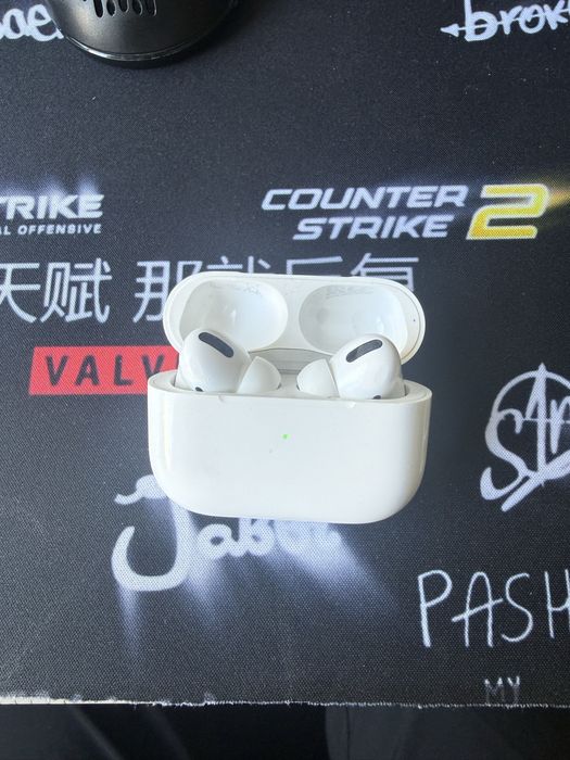 Airpods pro 1 gen lightning