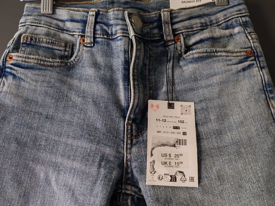 Нови дънки Зара размер 152