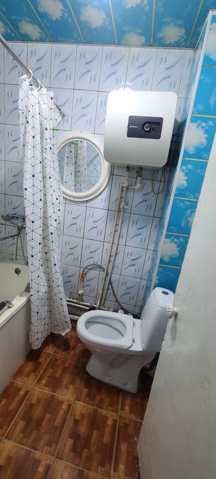 ПРОДАЕТСЯ 8 м/н 2-х комнатная КВ, можно в Ипотеку Чирчик