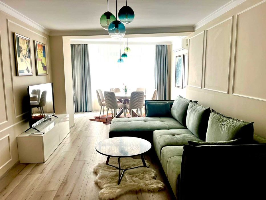 Дава се под наем Тристаен апартамент в Бургас, Лазур - 130 кв.м за 1150 € - Снимка #4