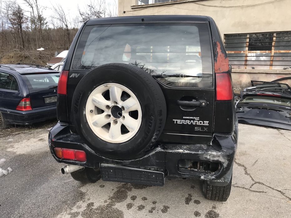 Nissan Terrano 2.7TD 100к.с на части