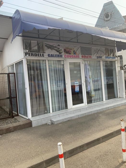 Vand spatiu comercial