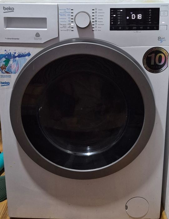 Vand masina de spalat cu uscator marca beko,model HTV B733XSO, ,PRO SMART INVERTOR,CAPACITATE 8 KG SPALARE,5 USCARE,STARE BUNA DE FUNCTIONARE,