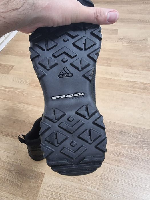 Ghete bocanci iarna Adidas terrex Heron 43 1/3 noi izolatie Primaloft