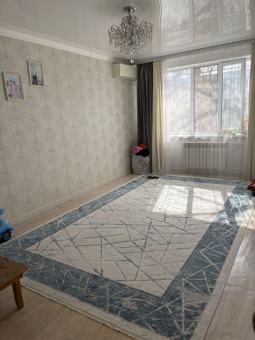 Хромтау қаласы, Ғ. Жұбанова 1а, 3-под 2 бөлмелі пәтер сатылады.