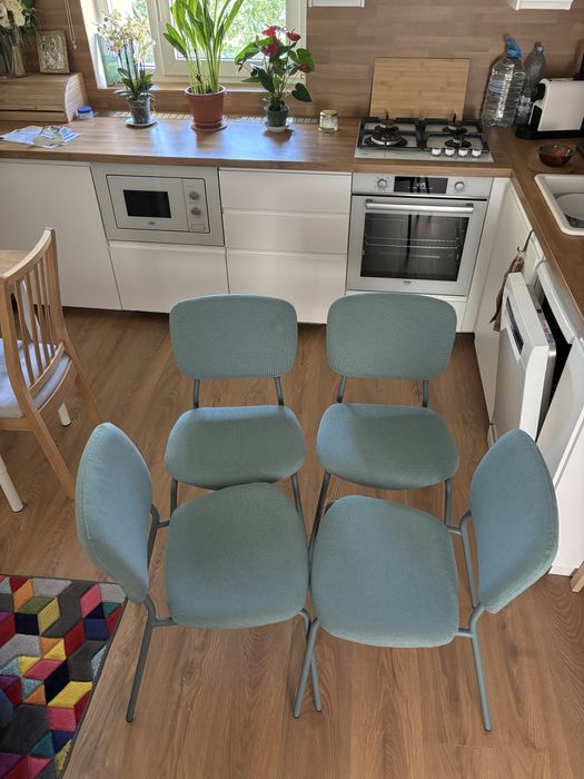 Scaun Ikea versatil dining/bucatarie, culoare turcoaz