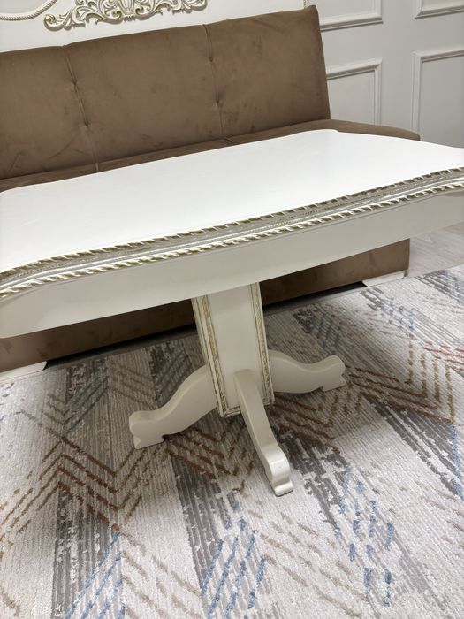 Продается пуфик со столиком срочно!