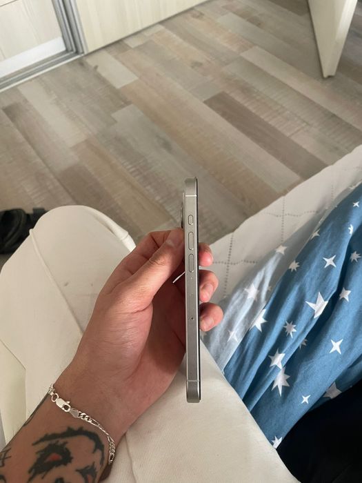 iPhone 15 pro ca nou