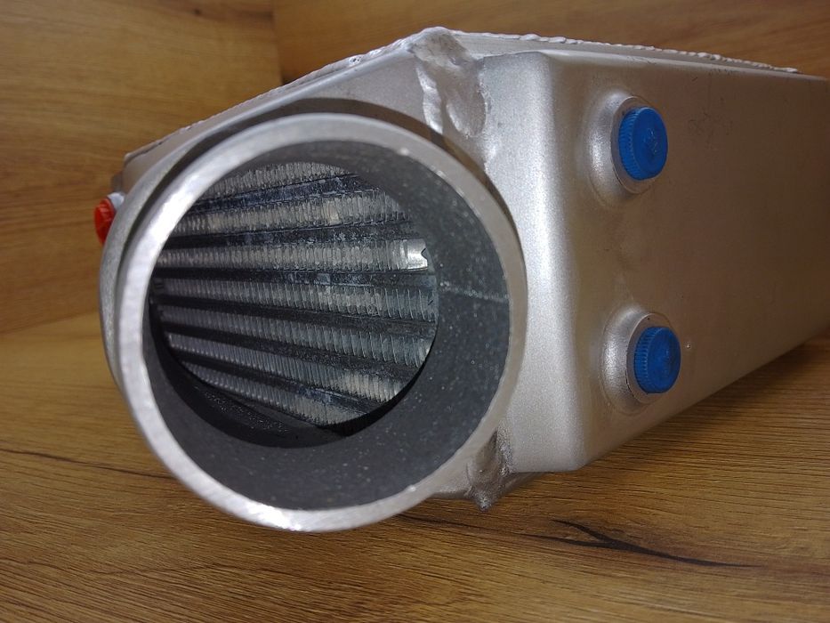 Интеркулер с водно охлаждане универсал 220 x 200 x 110mm (63mm)