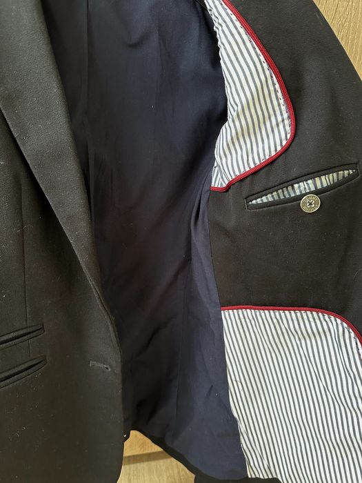 Дамско сако Tommy Hilfiger – класическо черно