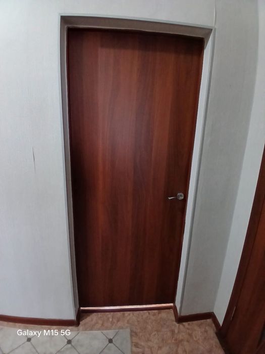 Продам межкомнатные двери