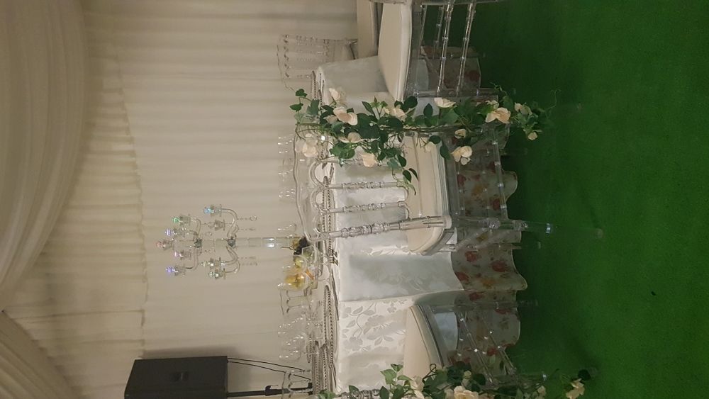 Inchiriez scaune mese vesela corturi