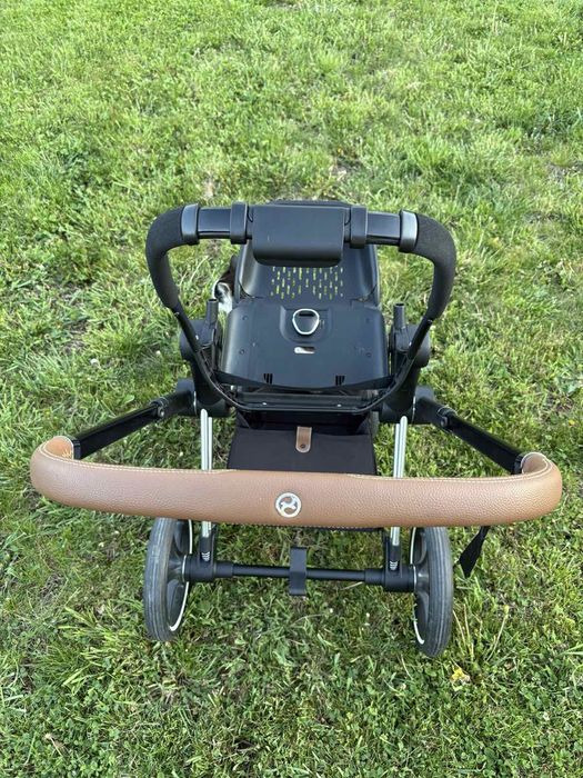 Шаси Cybex Priam 4 Chrome Brown с основа за седалка