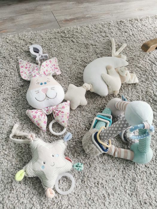 Плюшени бебешки музикални играчки сет
