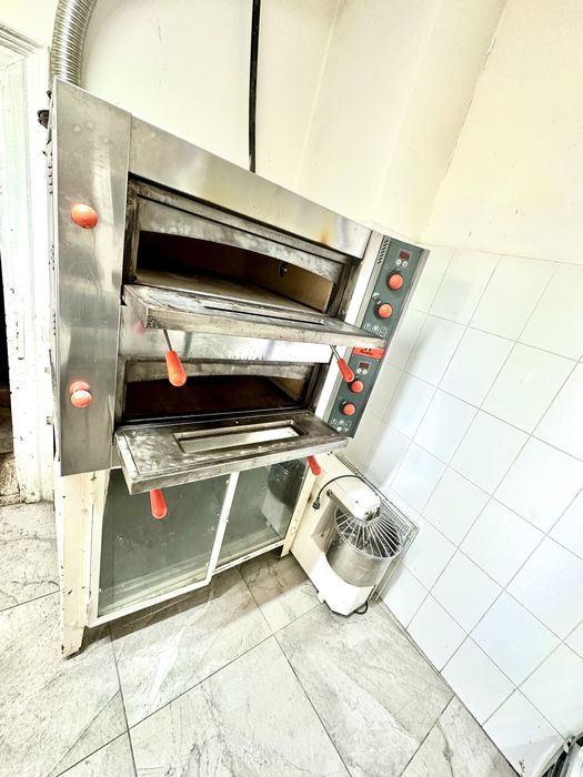 Inchiriez bucatarie!