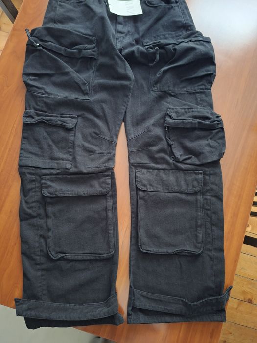 Pantaloni denim cargo cu buzunare