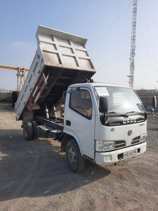 Сомасвал dongfeng сотилади. Юк машина 2020 йил 70 000 юрган.