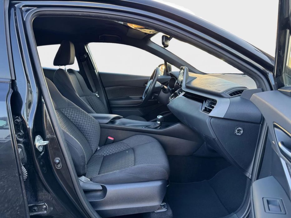 Toyota C-HR Rate/Cahs/Buy-back/Leasing/Hybrid