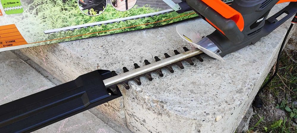 Mașină de tuns gard viu 550W | HTM1003