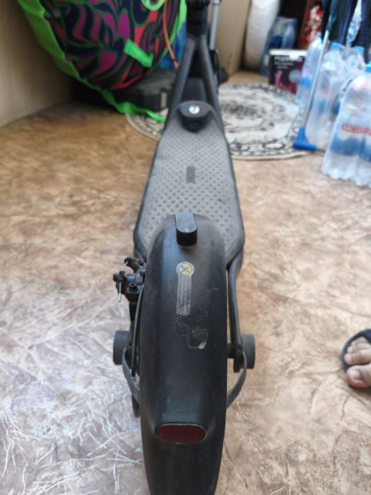 Продам электро самокат nainbot