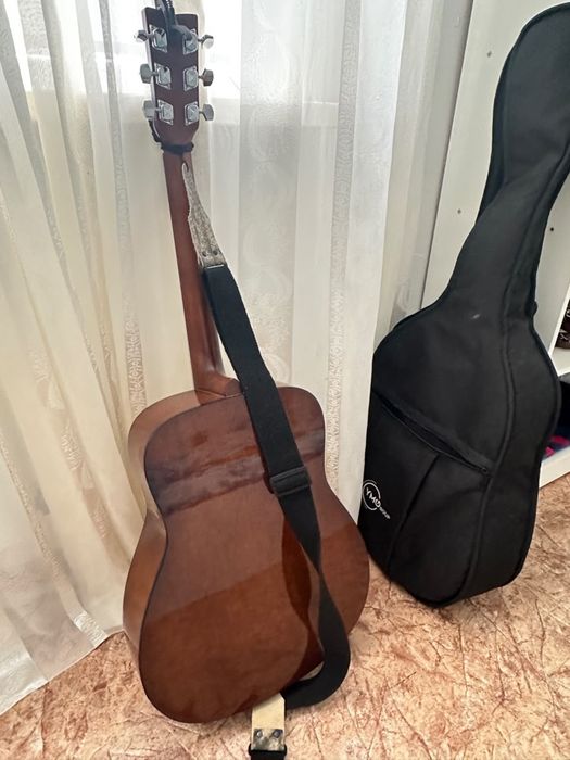 Yamaha F310 Guitar