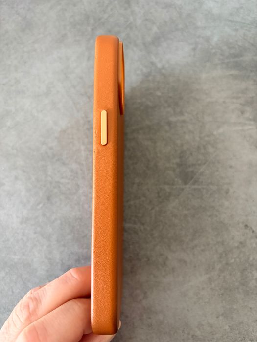 Husă premium din piele MagSafe – iPhone 14 – iPhone 17 Pro like