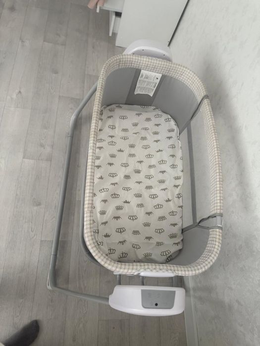 Детская кроватка и кокон