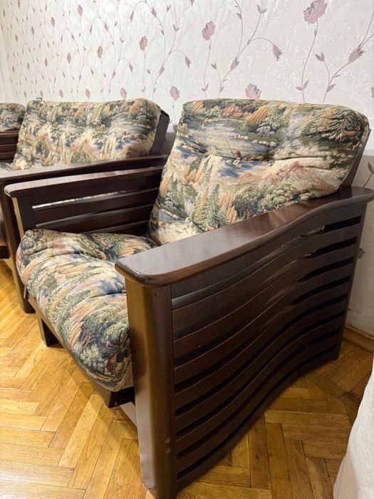 Диван и два кресла, комплект