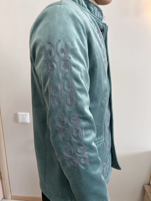 Костюм национальный