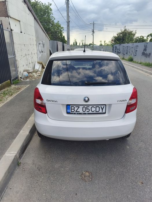 SKODA Fabia 2014 — imagine 5