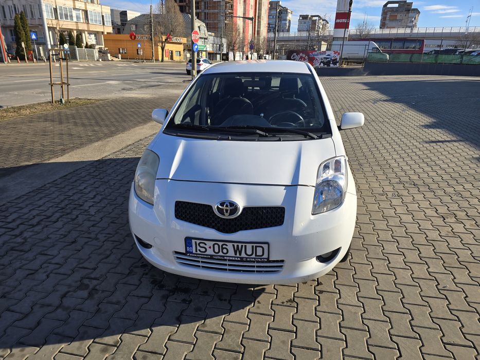Yaris  toyota  unic propietar