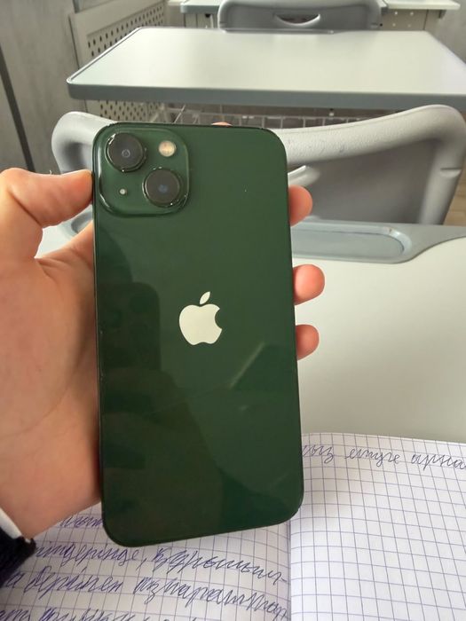 продам айфон 13 в хорошем состояний