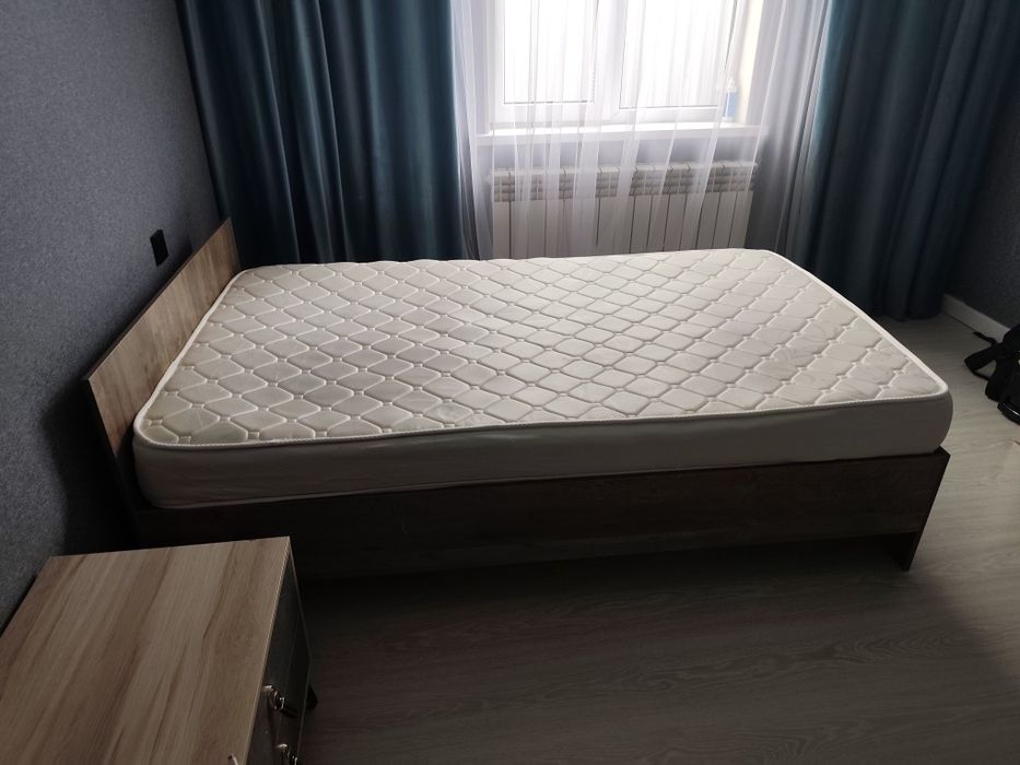 Продам кровать 120х200
