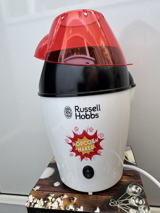 Aparat de facut popcorn Russel Hobbs