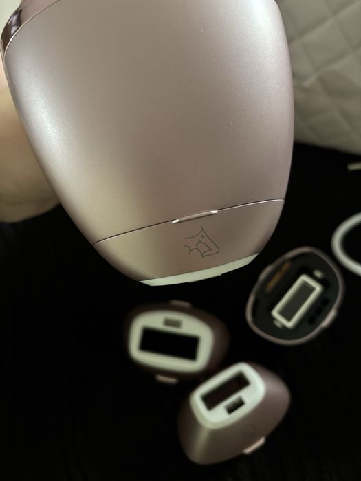 Фотоепилатор Philips Lumea IPL 9900 Series