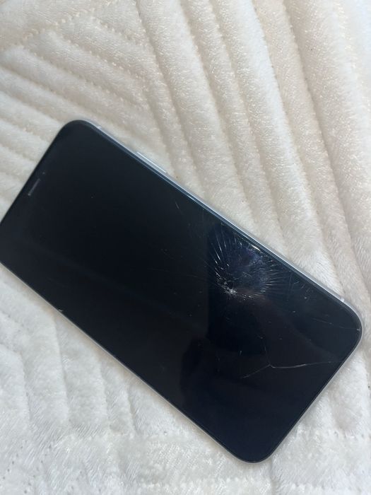 Айфон xr,продам срочно,пишите