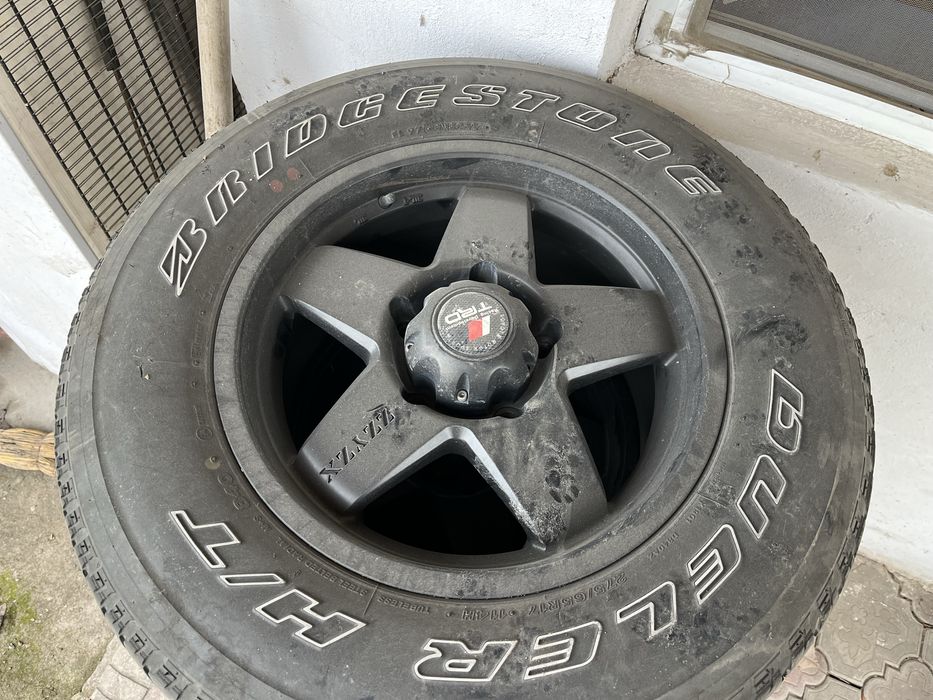 Bridgestone 275/65/R17 TRD диски