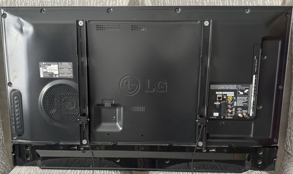 Телевизор на запчасти не работает