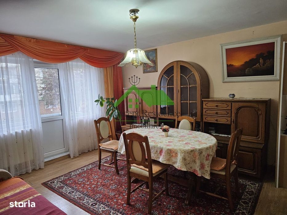 Apartament 4 camere, etaj 1, garaj – Str. Victoriei zona sc. nr. 4 — fotografia 1