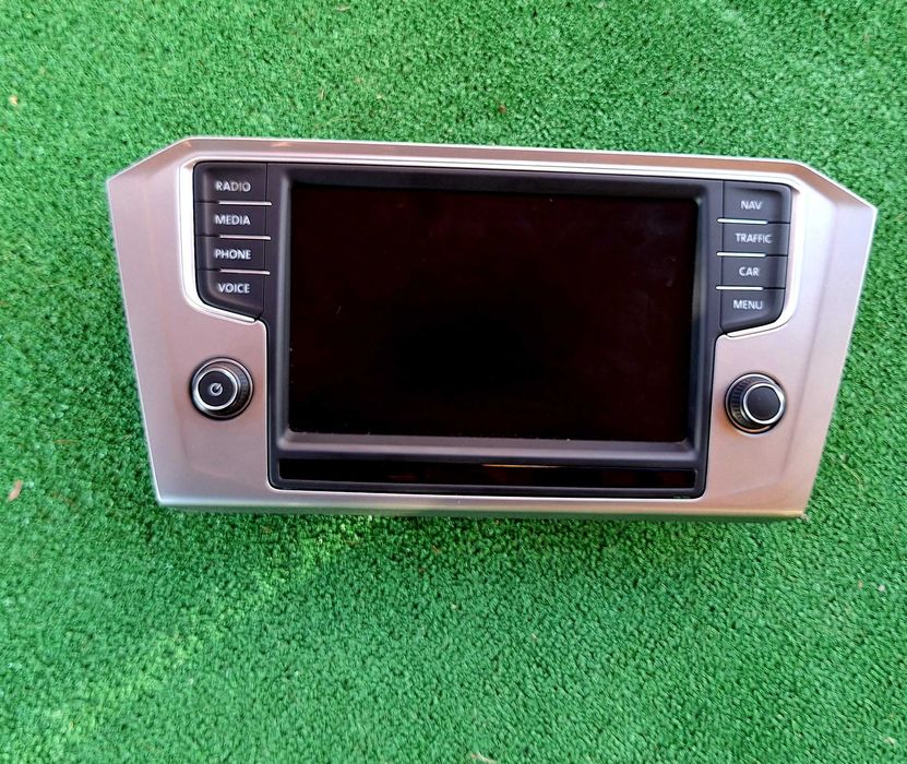 Части VW  passat B6 B7 B8 фарове стопове волан дигитално табло R-LINE