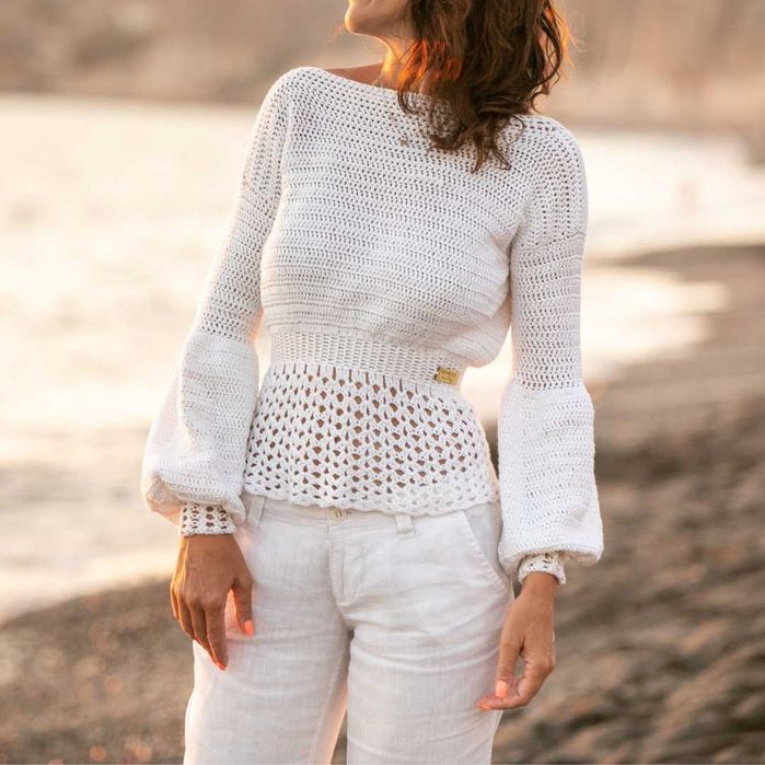 Бяла Блуза с Гол Гръб или Жилетка 2 в 1